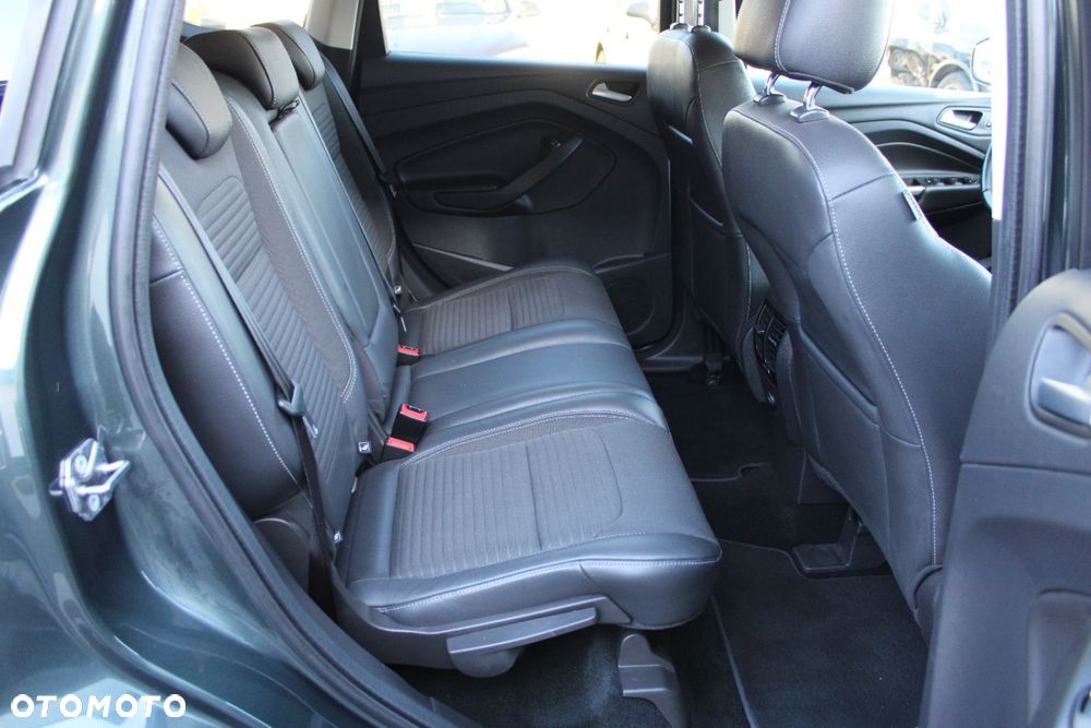 Ford Kuga - 23