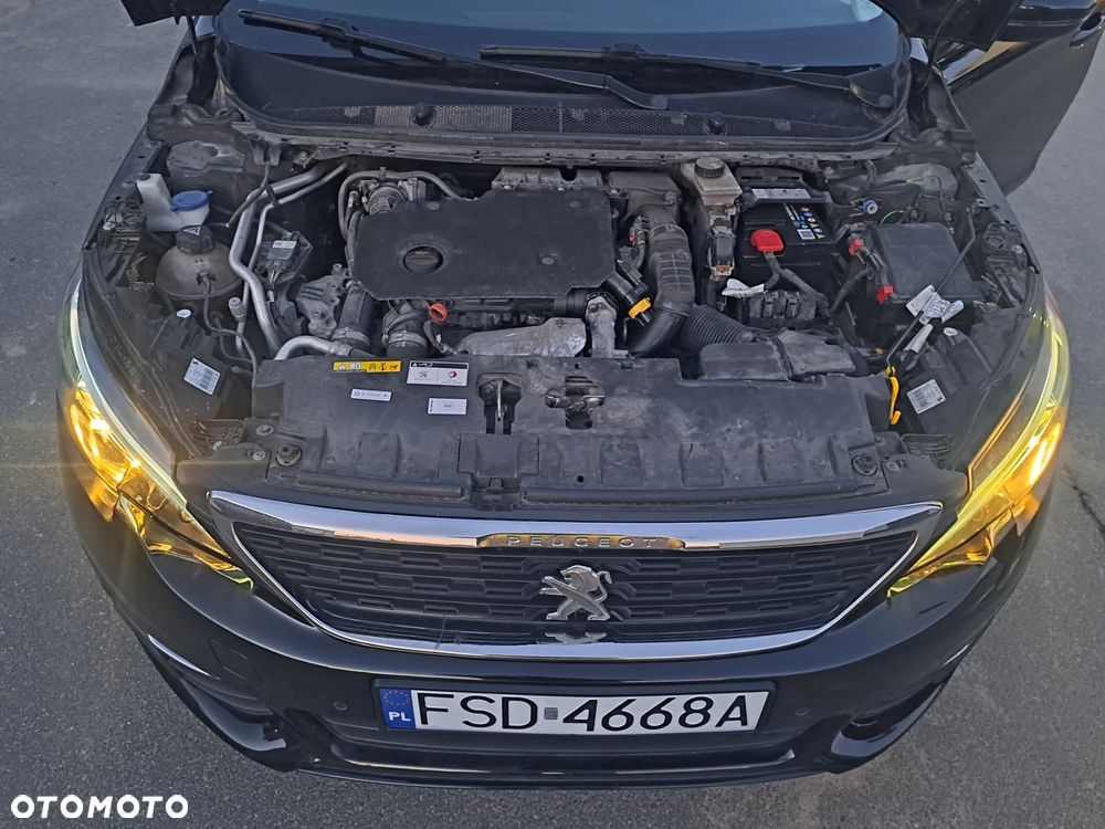 Peugeot 308 1.5 BlueHDi Active Pack Business S&S EAT8 - 11