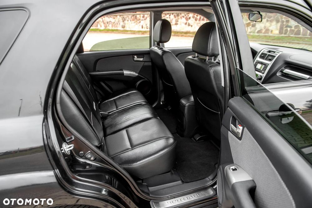 Kia Sportage 2.0 d Expedition - 19