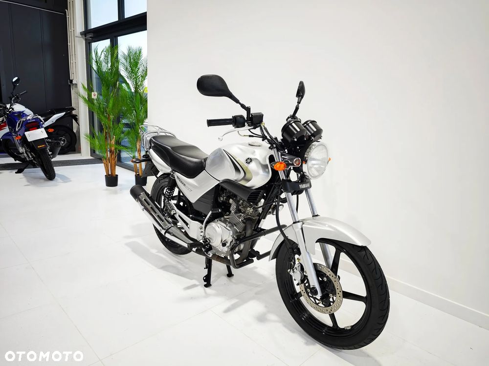 Yamaha YBR - 2