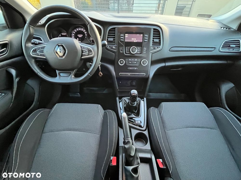 Renault Megane 1.6 SCe Life - 29