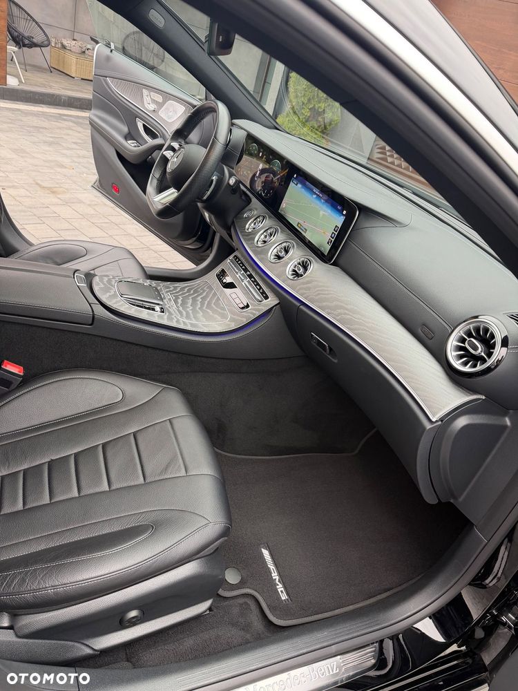 Mercedes-Benz CLS 400 d 4-Matic AMG - 19