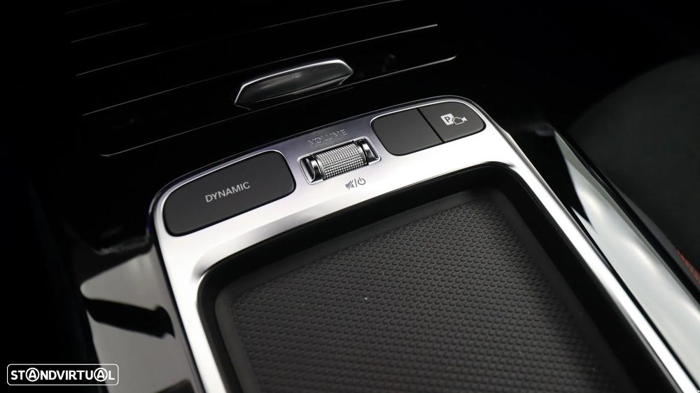 Mercedes-Benz A 180 Limousine d AMG Line Aut. - 25