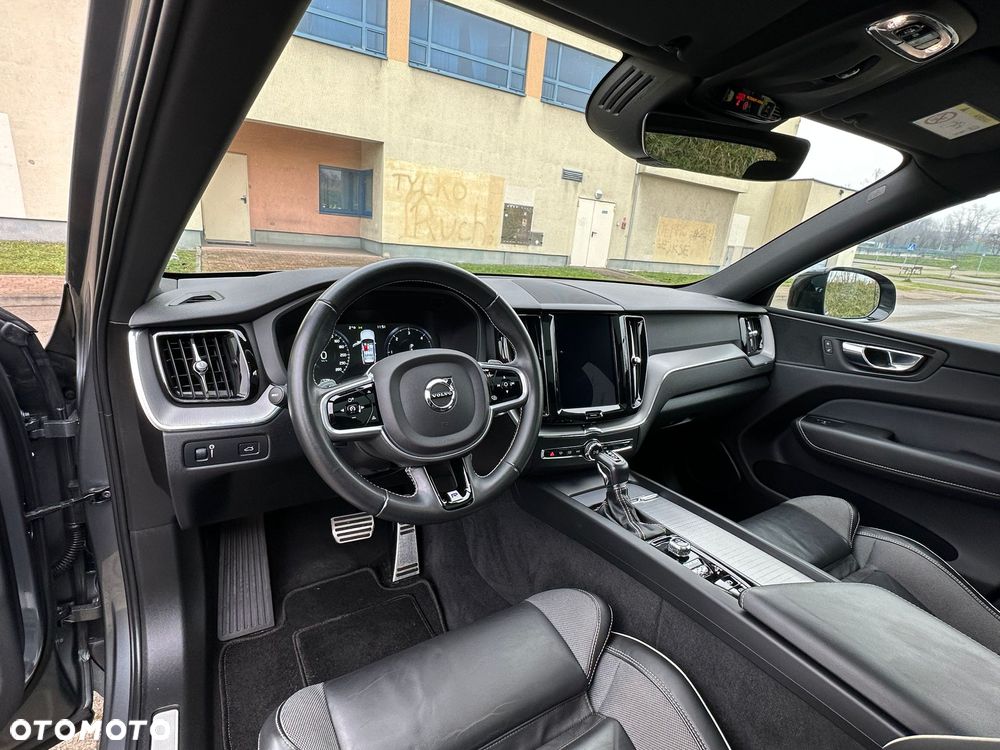 Volvo XC 60 D4 Geartronic RDesign - 32