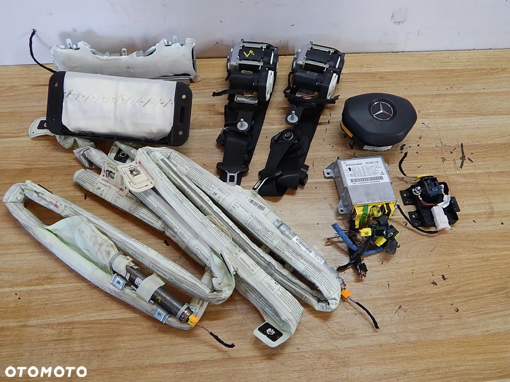 Poduszka powietrzna moduł Airba pas bezpieczeństwa kurtyna Mercedes E klasa 212 W212 Lift w207 w218 09-16  Łuków części