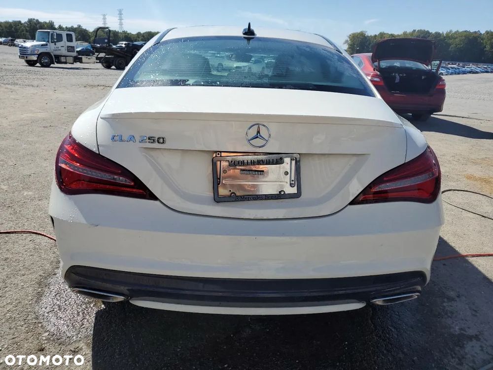 Mercedes-Benz CLA 250 7G-DCT Sport - 6