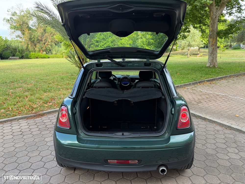 MINI 3 Portas Cooper D - 35