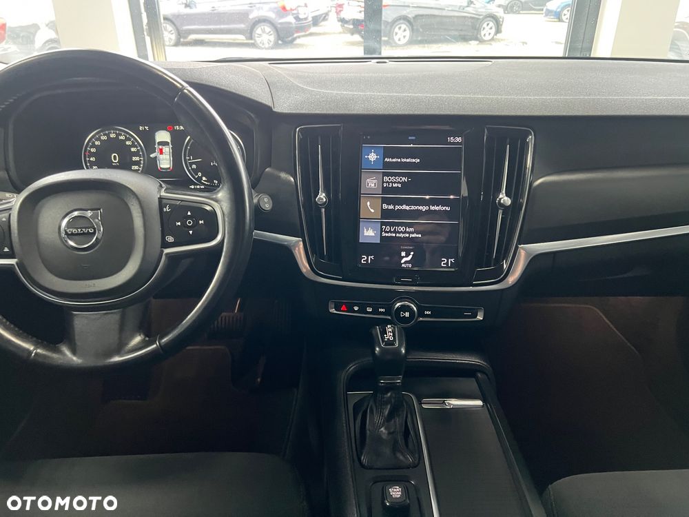 Volvo V90 - 23