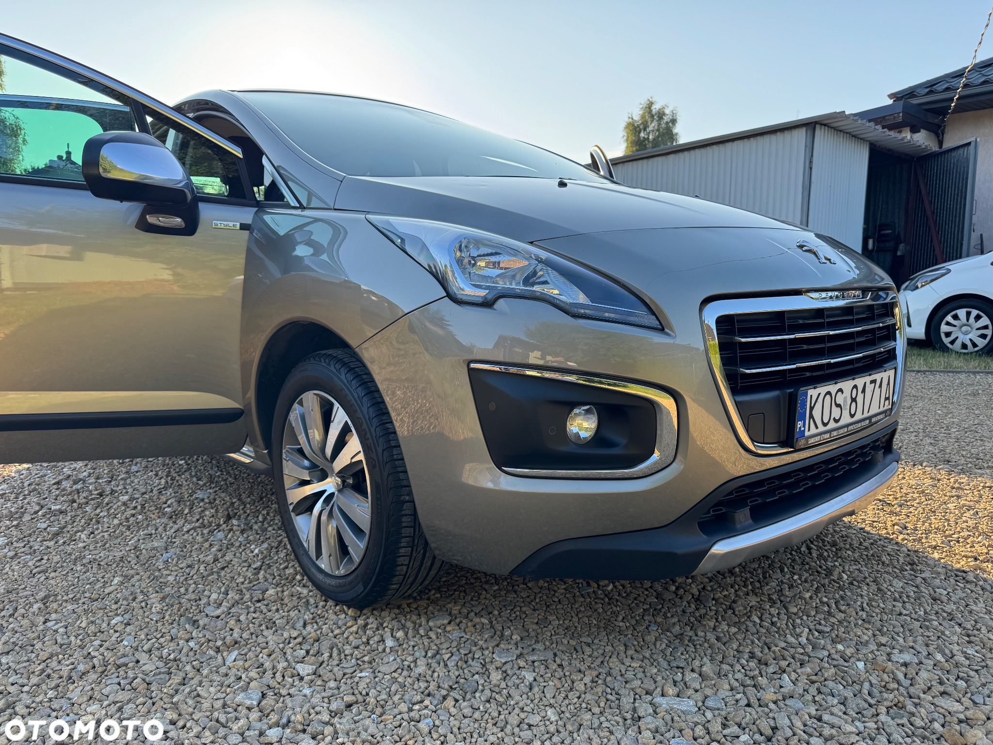 Peugeot 3008 1.6 BlueHDi Style S&S - 8