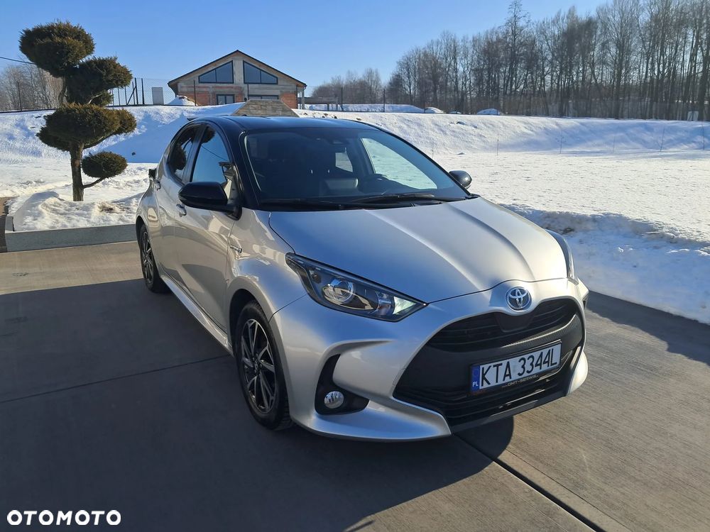 Toyota Yaris ver-hybrid-1-5-comfort - 3
