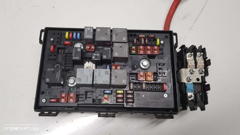 Caixa Fusiveis Opel Astra J (P10) - 2