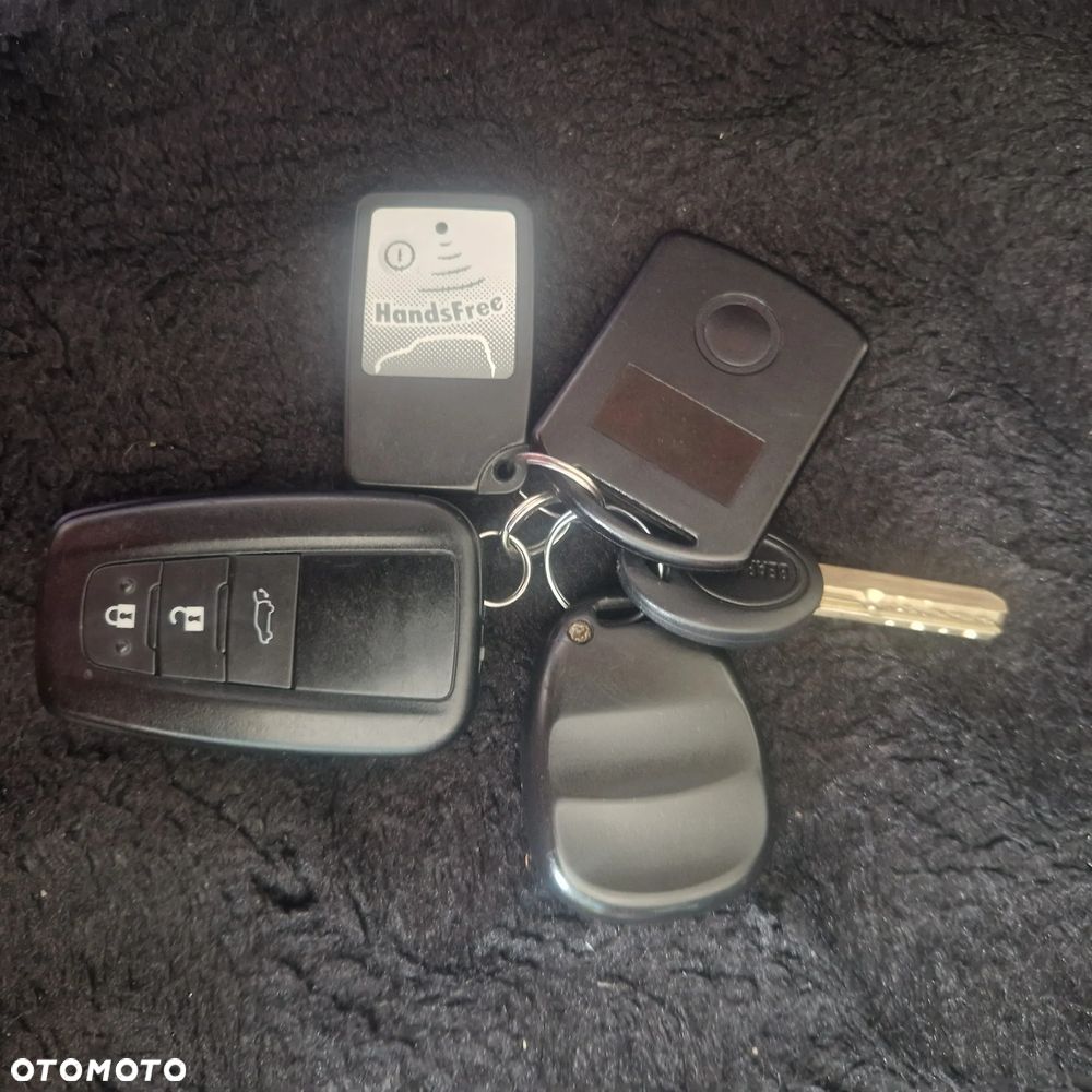 Toyota RAV4 - 19