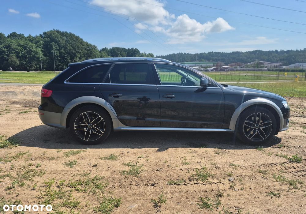 Audi A4 Allroad 2.0 TDI DPF S tronic - 6