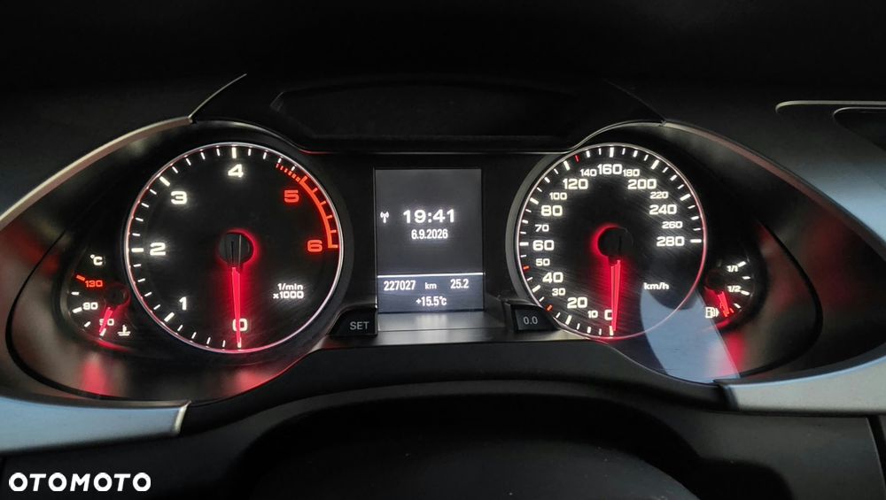 Audi A4 Avant 2.0 TDI DPF S line Sportpaket (plus) - 15