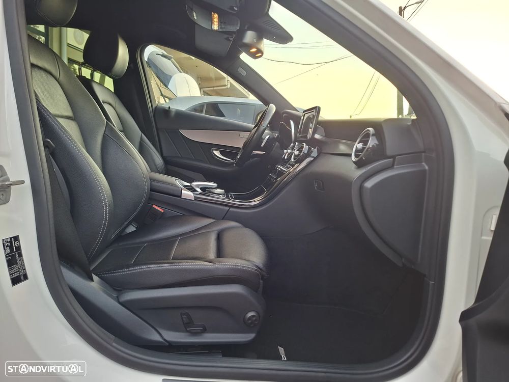 Mercedes-Benz C 250 d 4Matic 9G-TRONIC AMG Line - 24