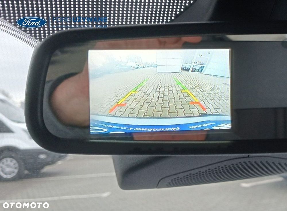 Ford Tourneo Connect - 11