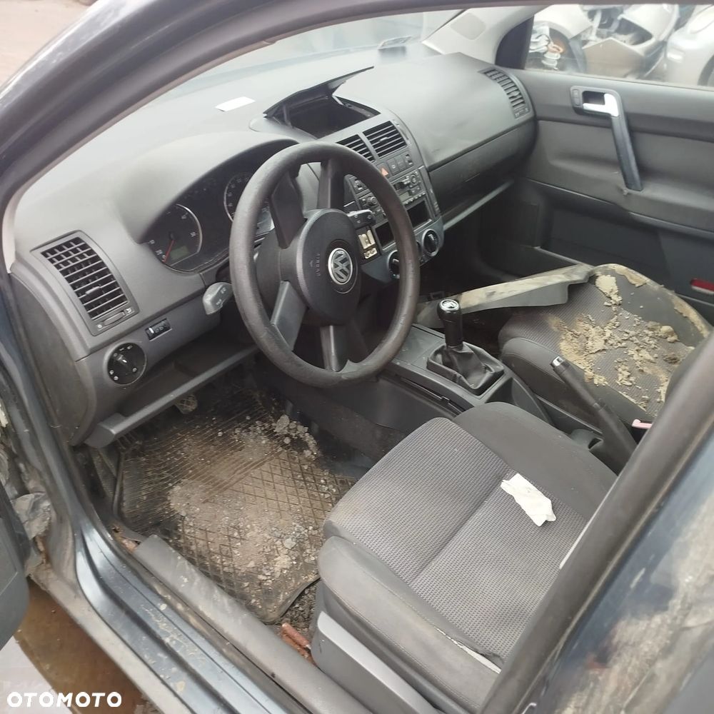 Volkswagen Polo 9N  na częśc - 4