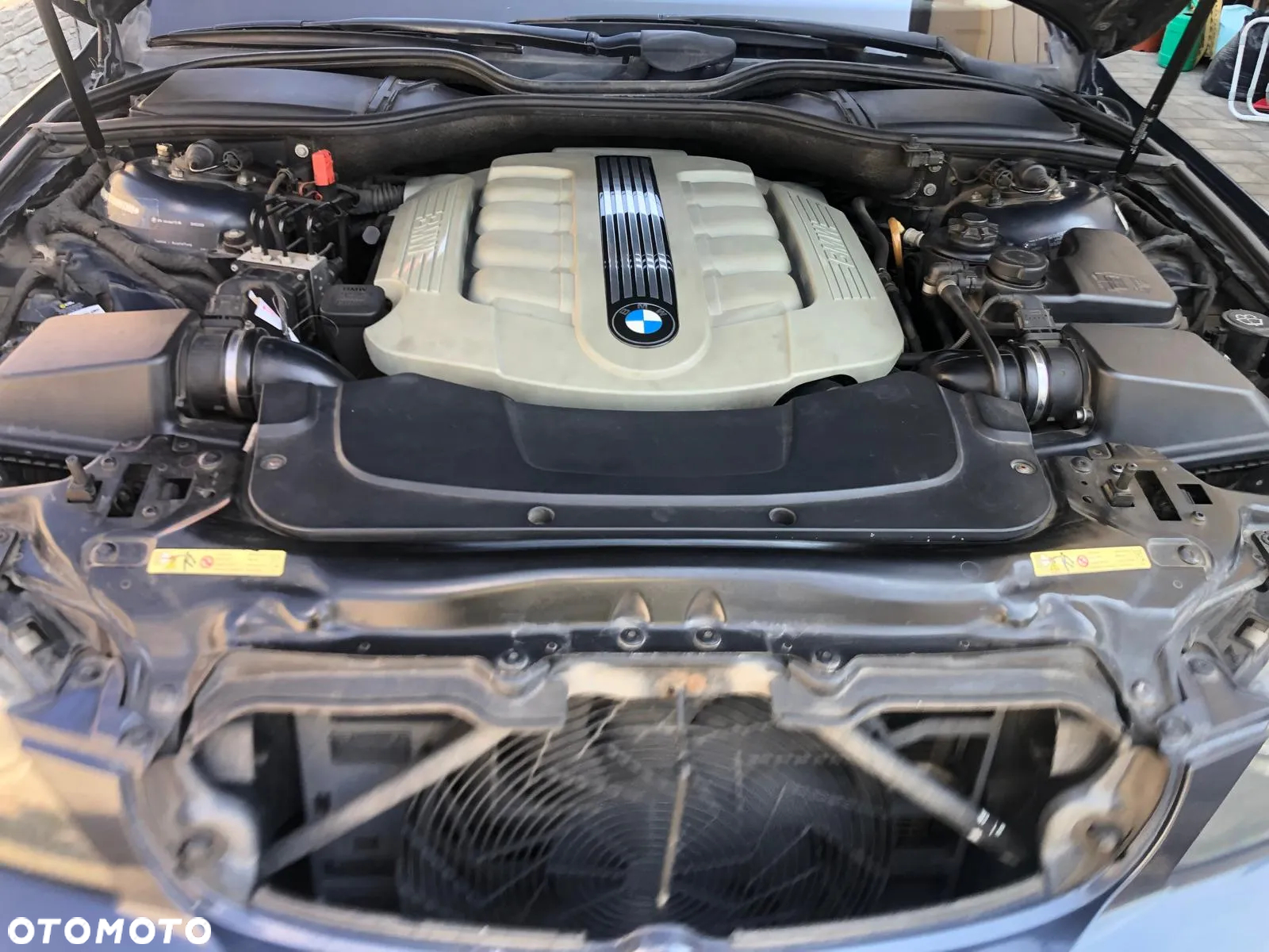 BMW Seria 7 745d - 23