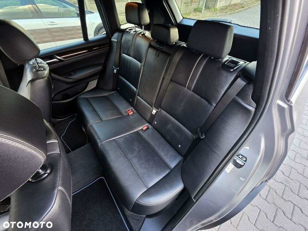 BMW X3 xDrive28i xLine - 28