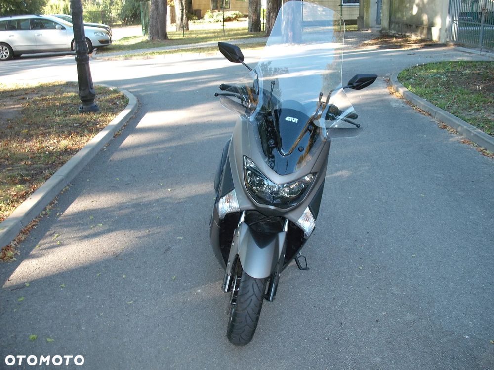Yamaha NMAX - 3