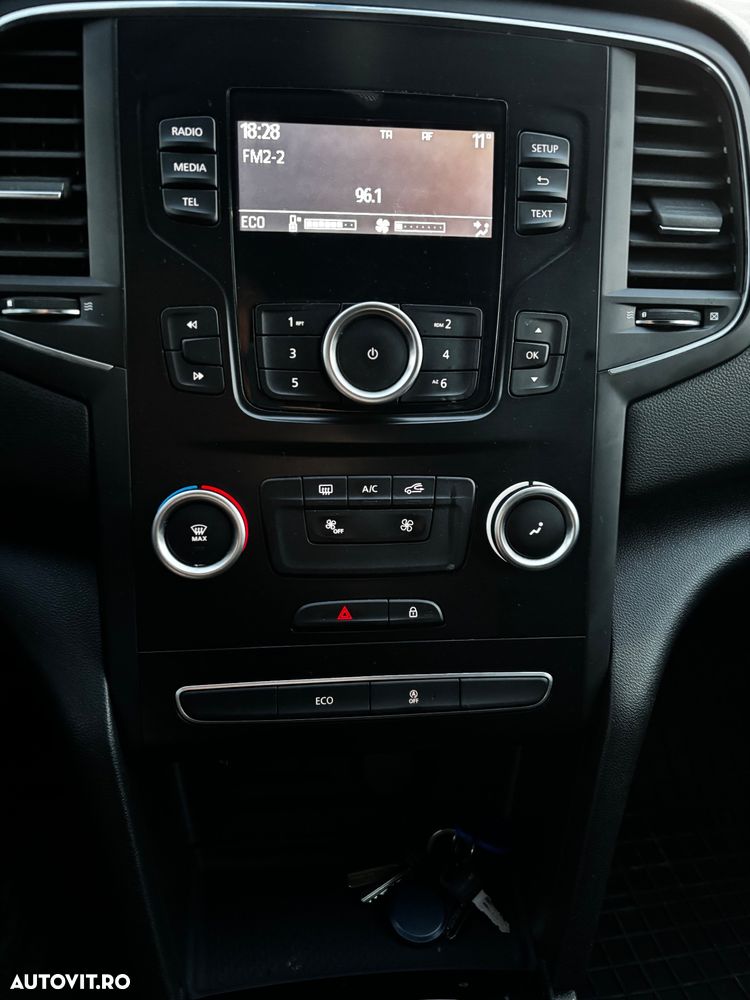 Renault Megane 1.5 dCi Dynamique - 10