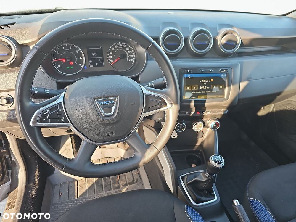 Dacia Duster 1.0 TCe SL Celebration - 11