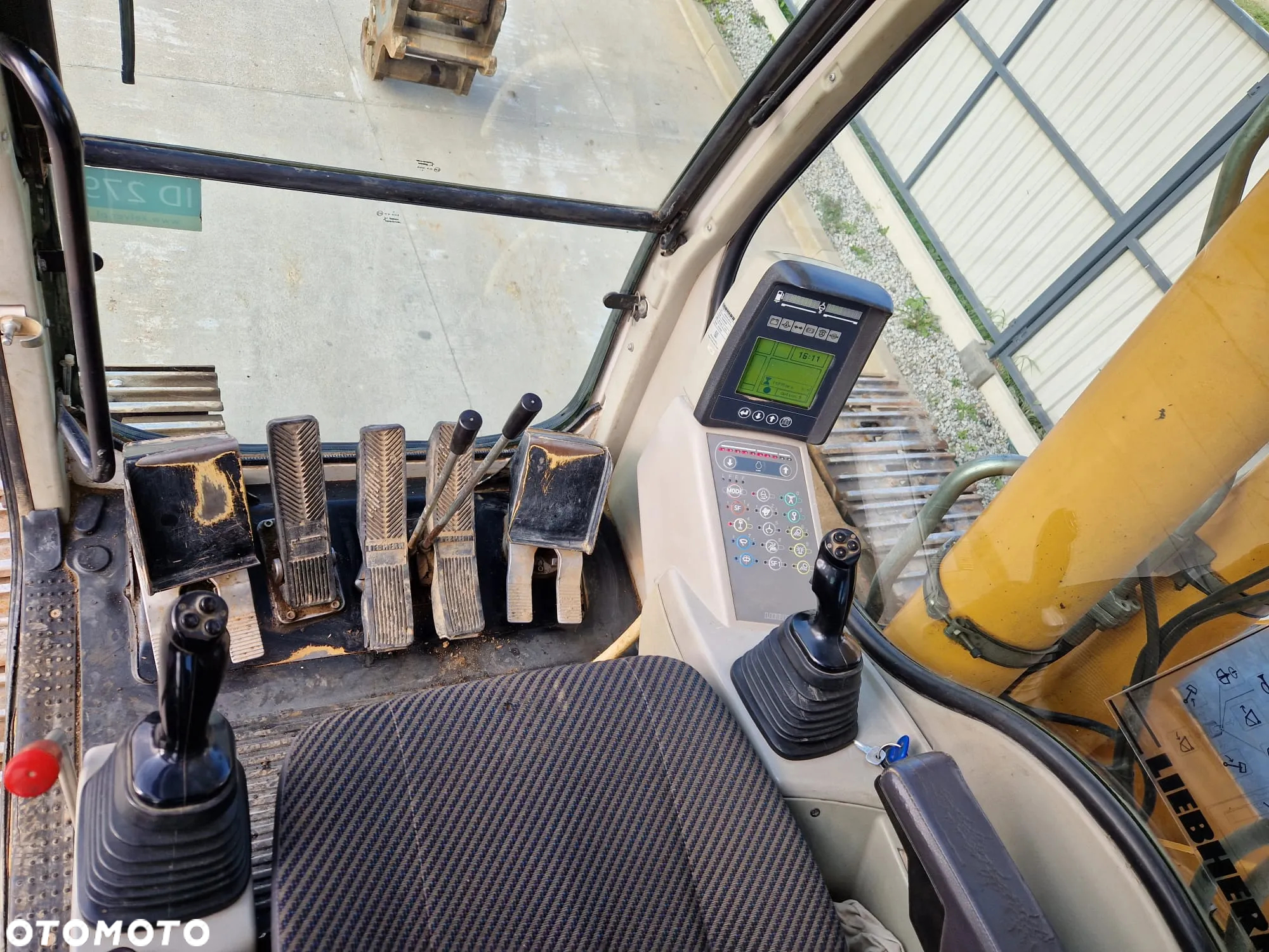 Liebherr R926 LC Litronic - 9