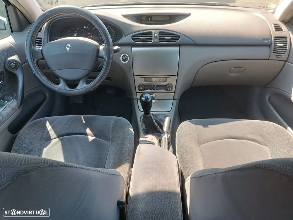 Renault Laguna Break 1.6 Dynamique - 12