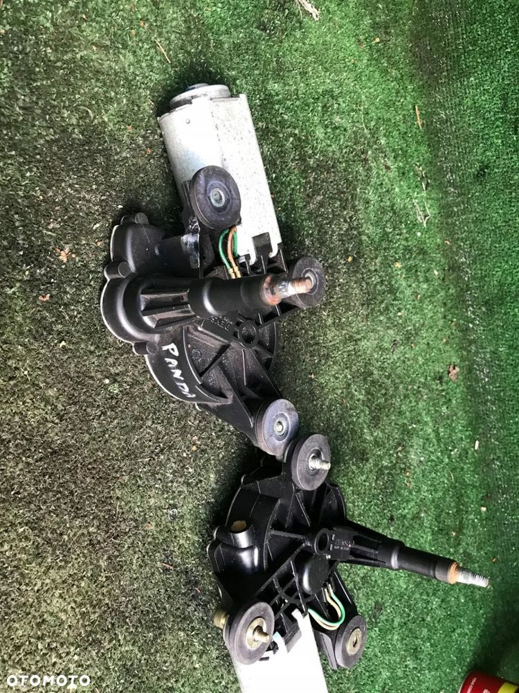 SILNICZEK SILNIK WYCIERACZEK TYŁ TYLNY PANDA II - 2