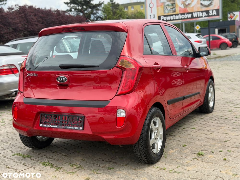 Kia Picanto 1.0 L - 4