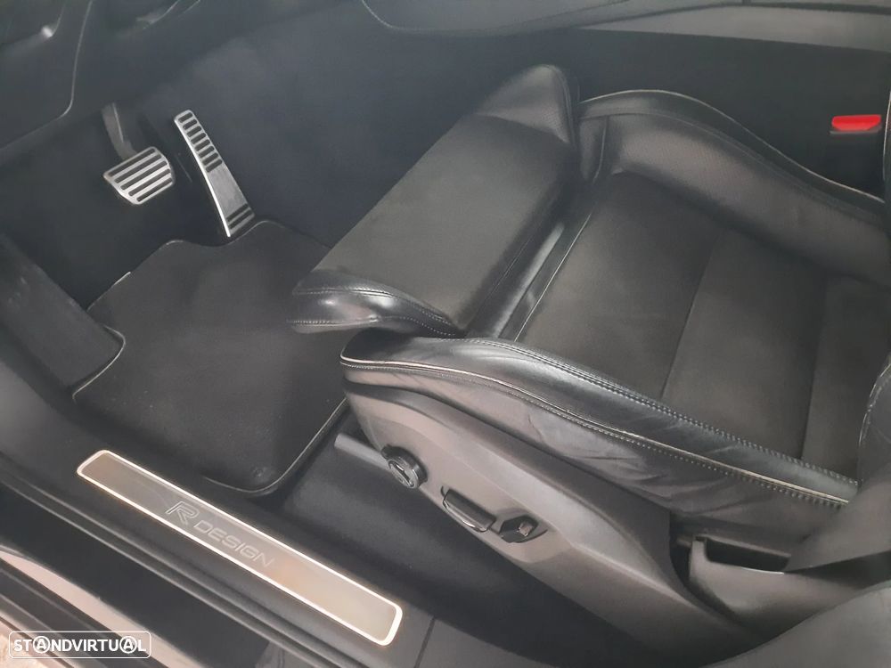 Volvo XC 90 2.0 D4 R-Design - 24