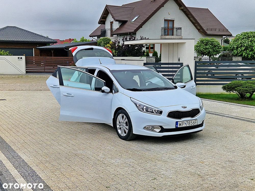Kia Ceed 1.6 Crdi M Euro2012 - 14