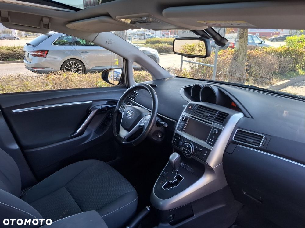 Toyota Verso - 5