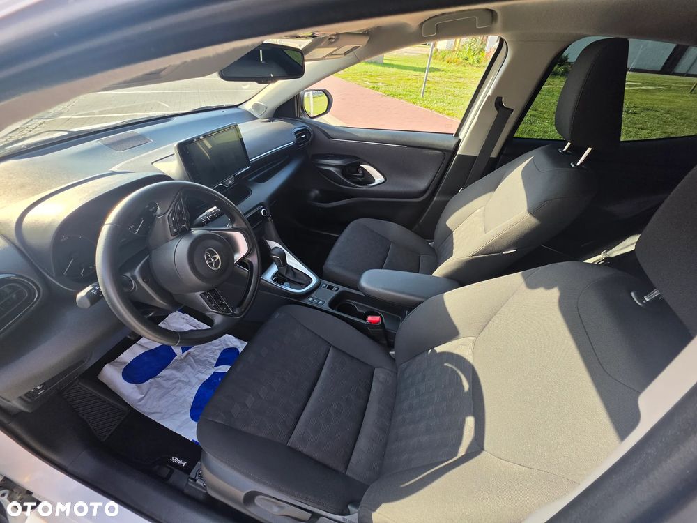Toyota Yaris Hybrid 1.5 Premiere Edition - 13