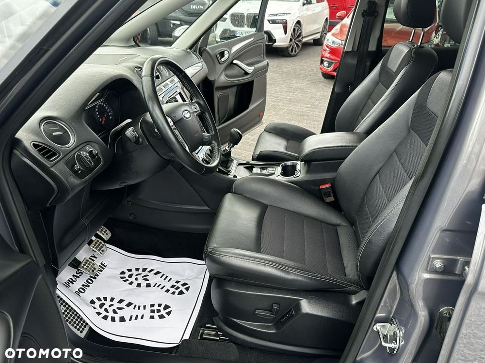Ford S-Max - 6