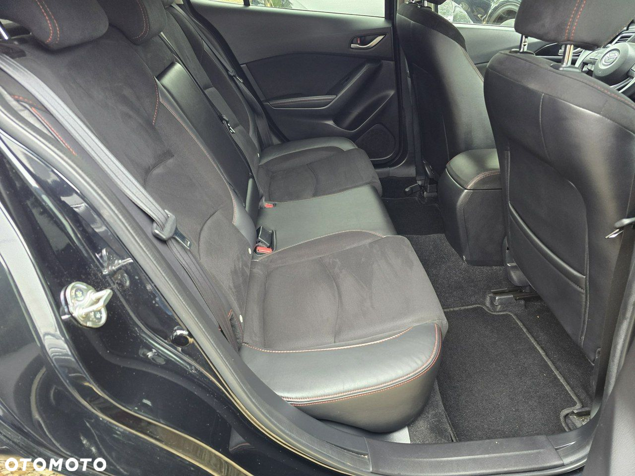 Mazda 3 SKYACTIV-G 120 NAKAMA - 14