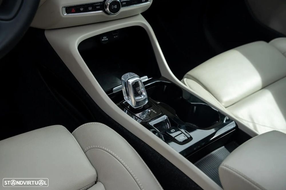 Volvo XC 40 T5 Recharge DKG Inscription - 14