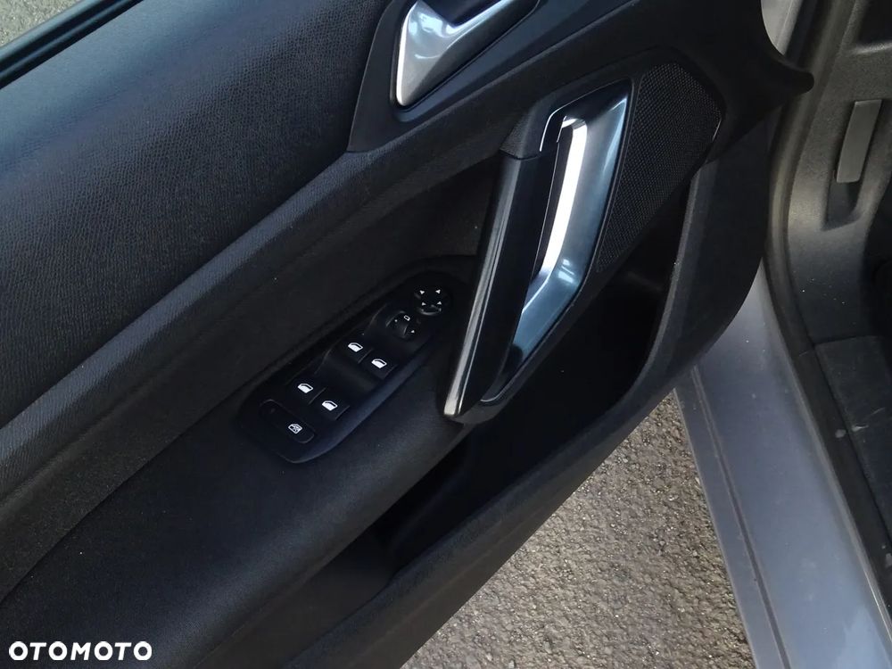 Peugeot 308 1.5 BlueHDi Business Line S&S - 11