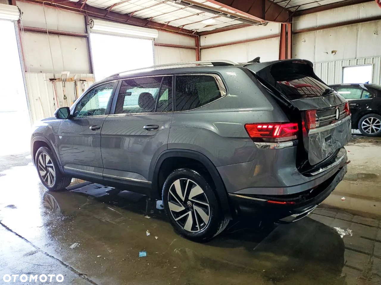 Volkswagen Atlas - 2