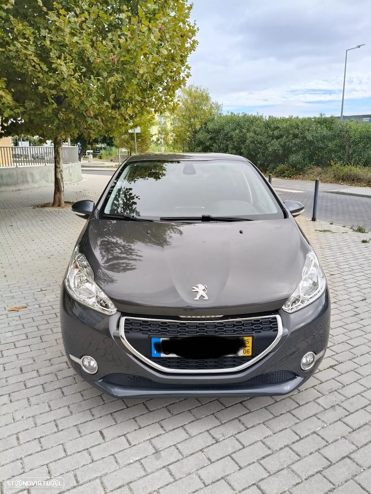 Peugeot 208 1.4 HDi Active - 1