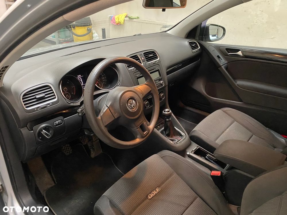 Volkswagen Golf 2.0 TDI DPF Comfortline - 10