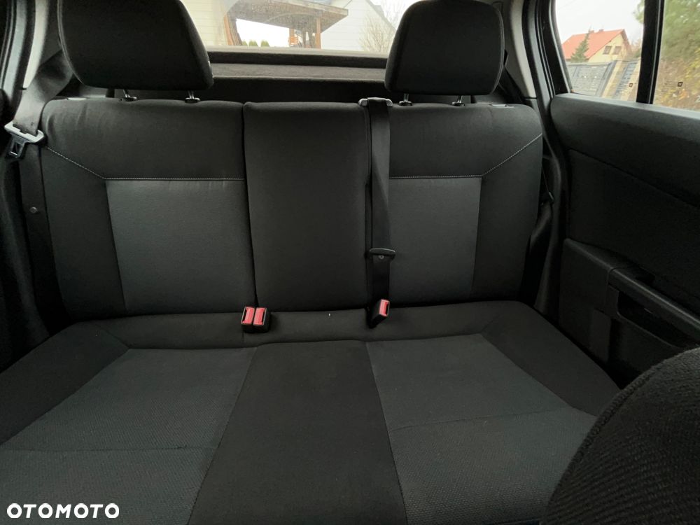 Opel Astra 1.6 Enjoy - 13