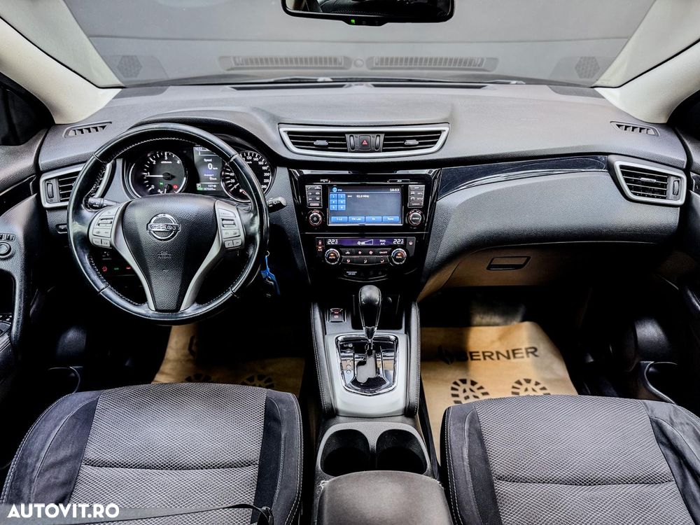 Nissan Qashqai 1.6 DCI Xtronic ACENTA - 17