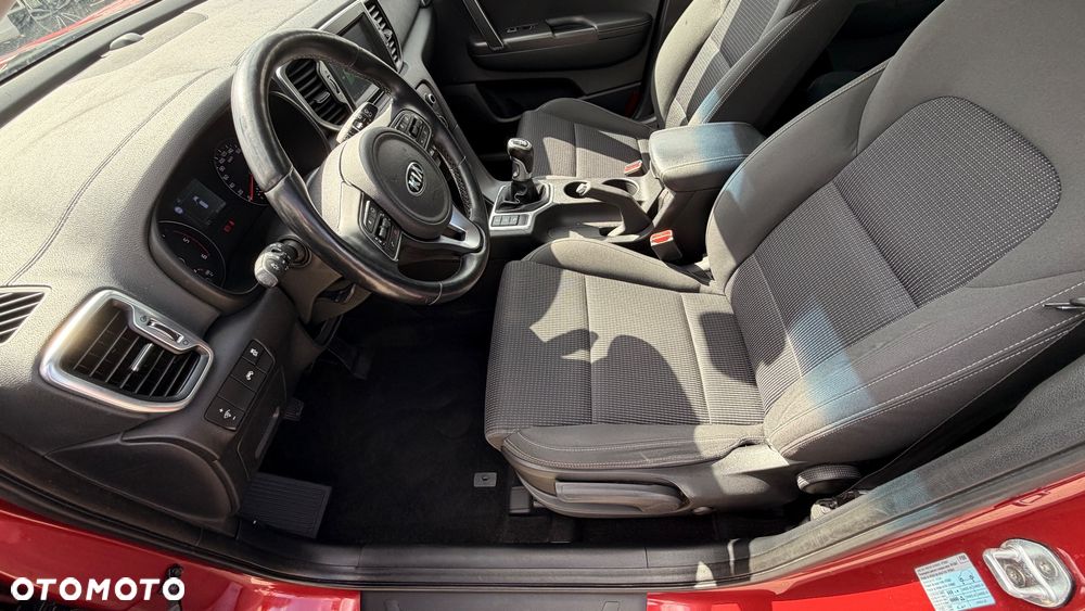 Kia Sportage 1.7 CRDI 2WD Edition 7 - 8