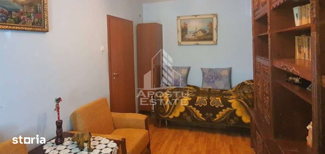 Inchiriez apartament cu 2 camere zona UTA — fotografia 1