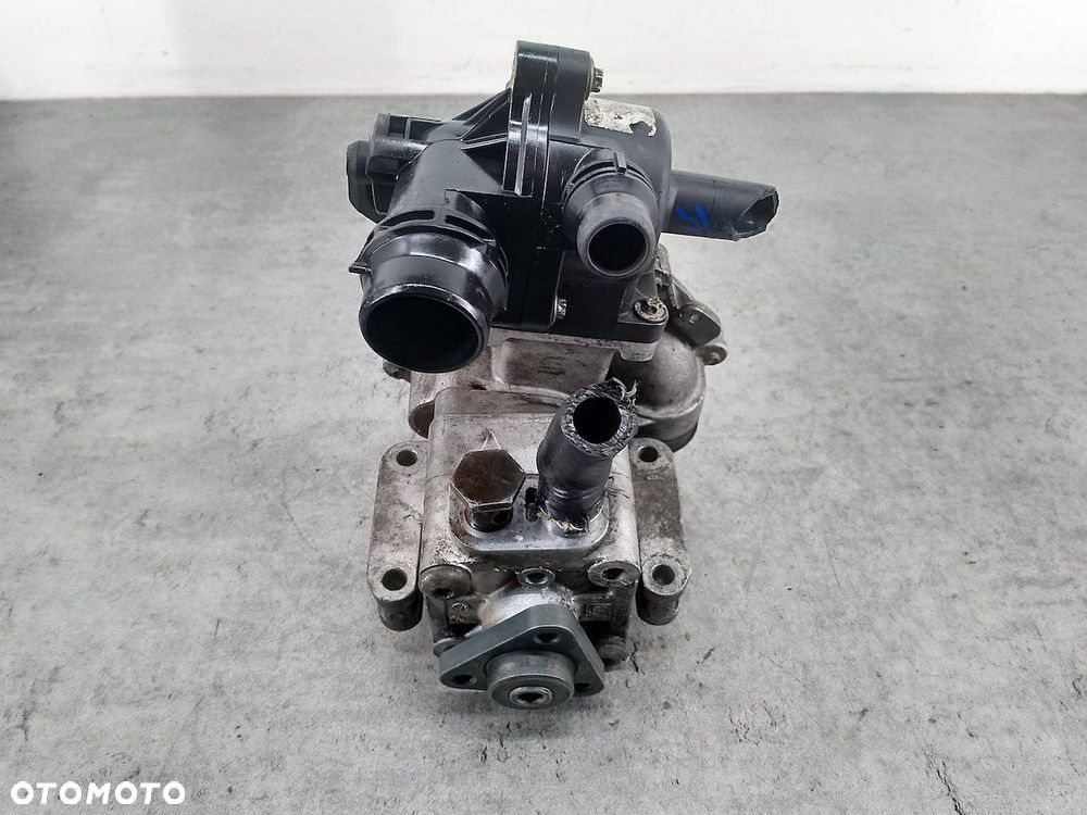 POMPA WSPOMAGANIA WODY BMW E46 LIFT - 2