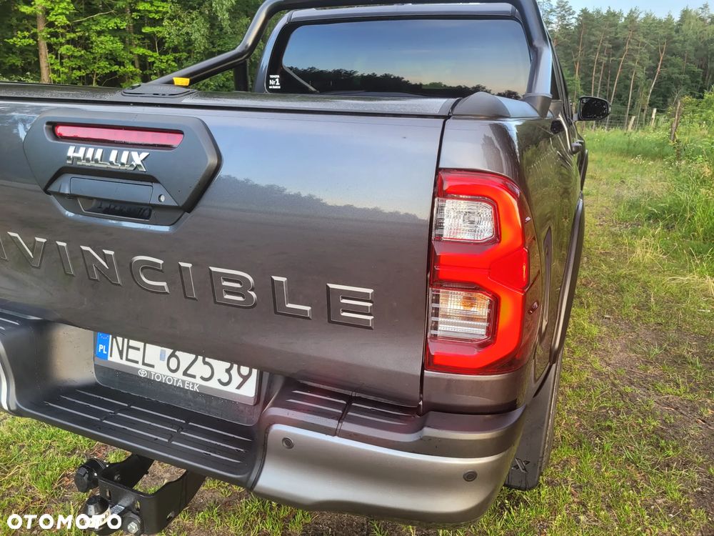 Toyota Hilux 2.8 D-4D Double Cab Invincible 4x4 - 10