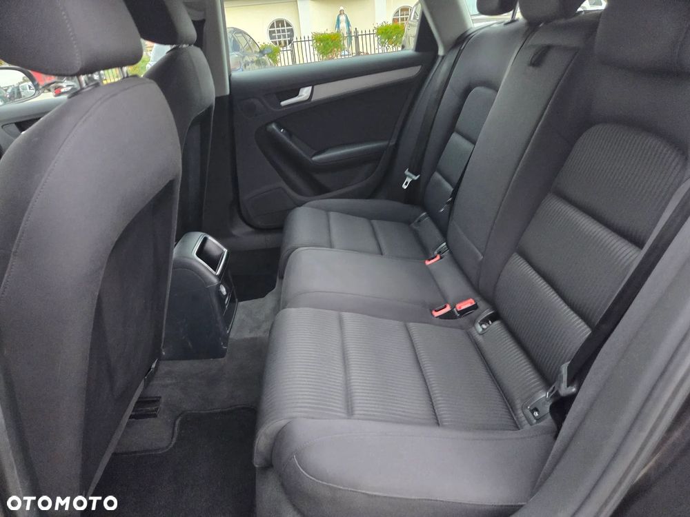 Audi A4 Avant 1.8 TFSI S line Sportpaket - 9