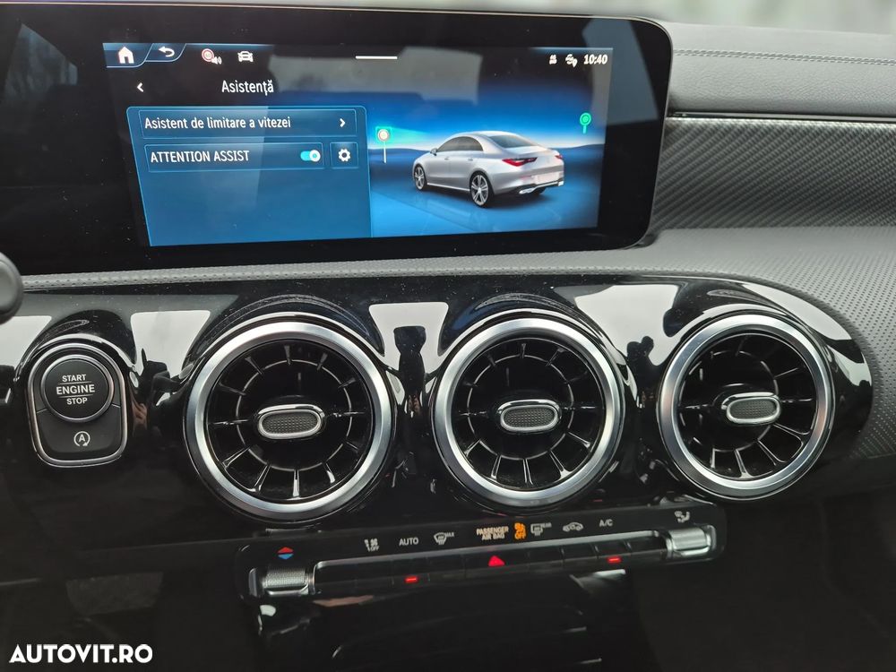 Mercedes-Benz CLA 180 7G-DCT - 17