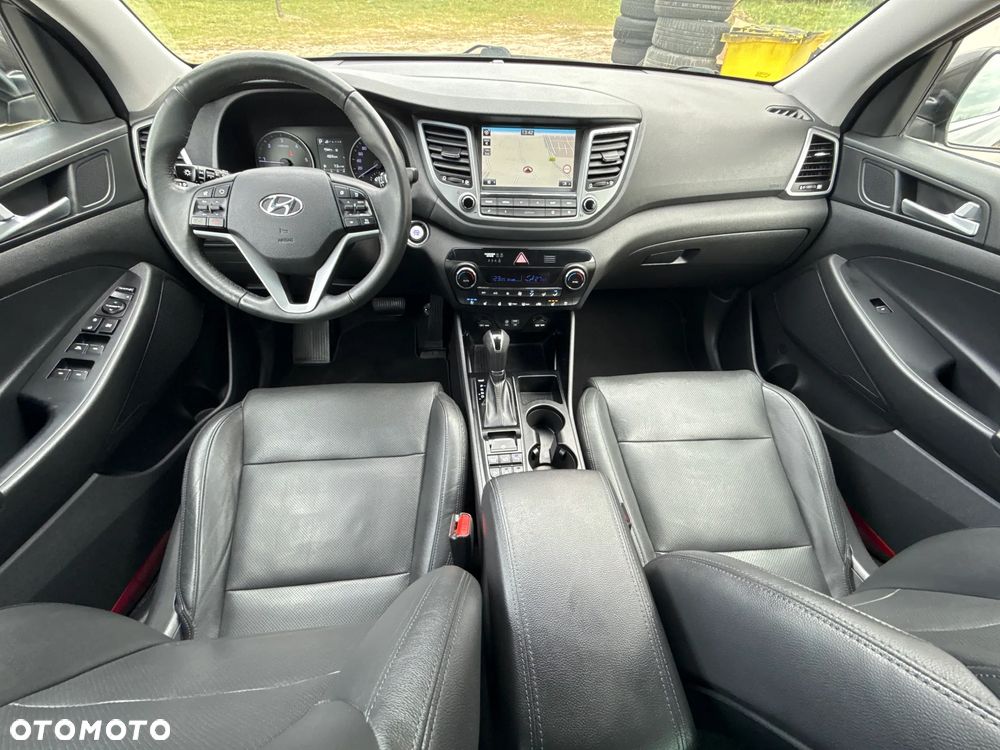 Hyundai Tucson - 25